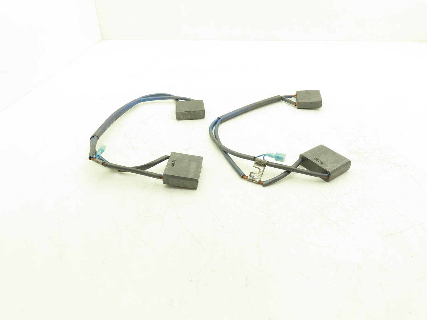 Yale 582004084 Forklift Motor Brush Kit 4-Brush 2 PC  11/16"x2-1/8"x1-3/4"