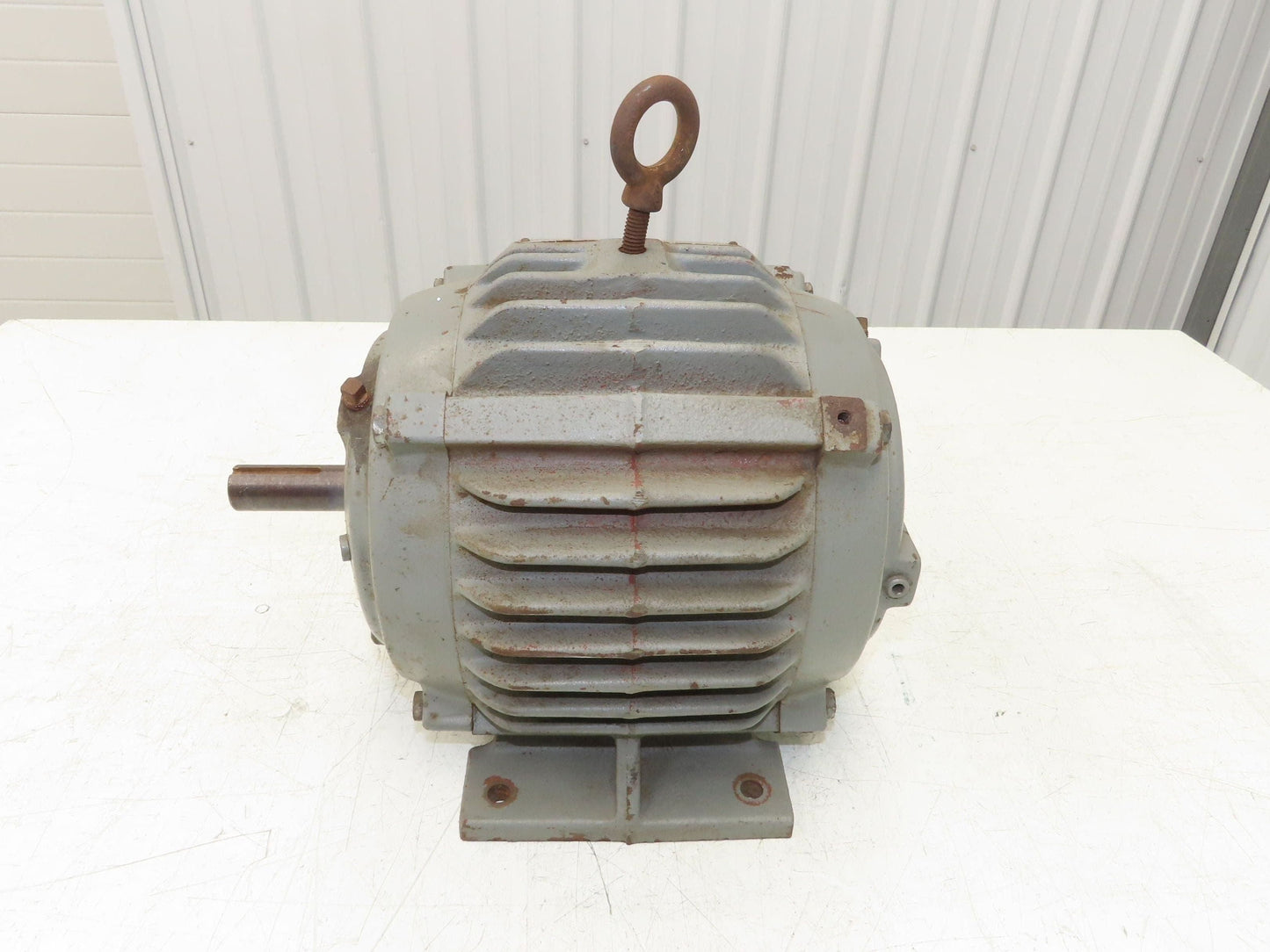 US Motors E056B AC Motor 1Hp 1774rpm 460v 3PH 182U Frame 7/8" Shaft TE