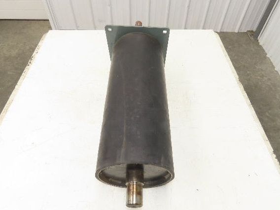 Hytrol 8"x 20.5" Center Drive Pulley 24" Conveyor 21"BF Motor Mount Ext Shaft 6"
