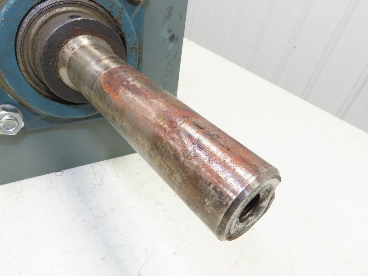 Hytrol 8"x 20.5" Center Drive Pulley 24" Conveyor 21"BF Motor Mount Ext Shaft 6"