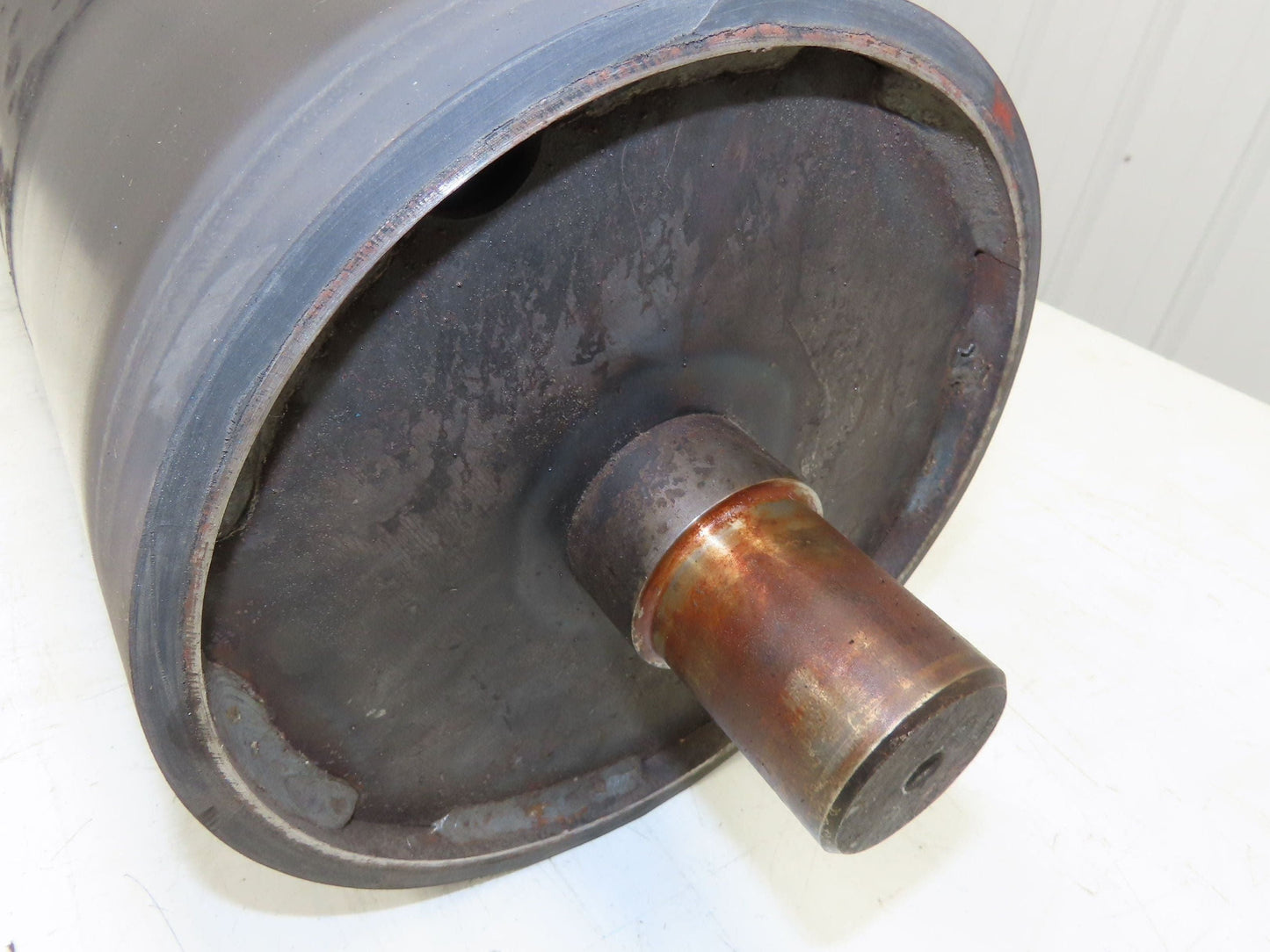 Hytrol 8"x 20.5" Center Drive Pulley 24" Conveyor 21BF Motor Mount Ext Shaft 10"