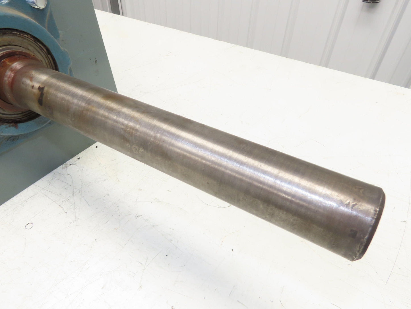 Hytrol 8"x 20.5" Center Drive Pulley 24" Conveyor 21BF Motor Mount Ext Shaft 10"