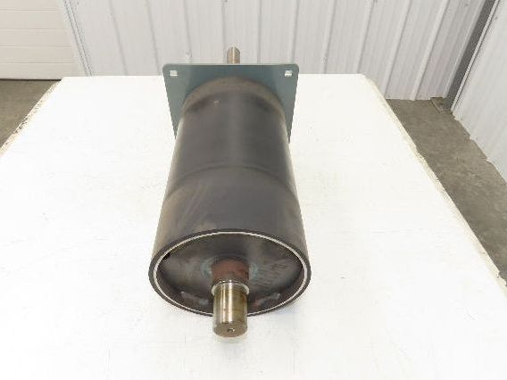 Hytrol 8"x 14.5" Center Drive Pulley 24" Conveyor 21BF Motor Mount Ext Shaft 10"