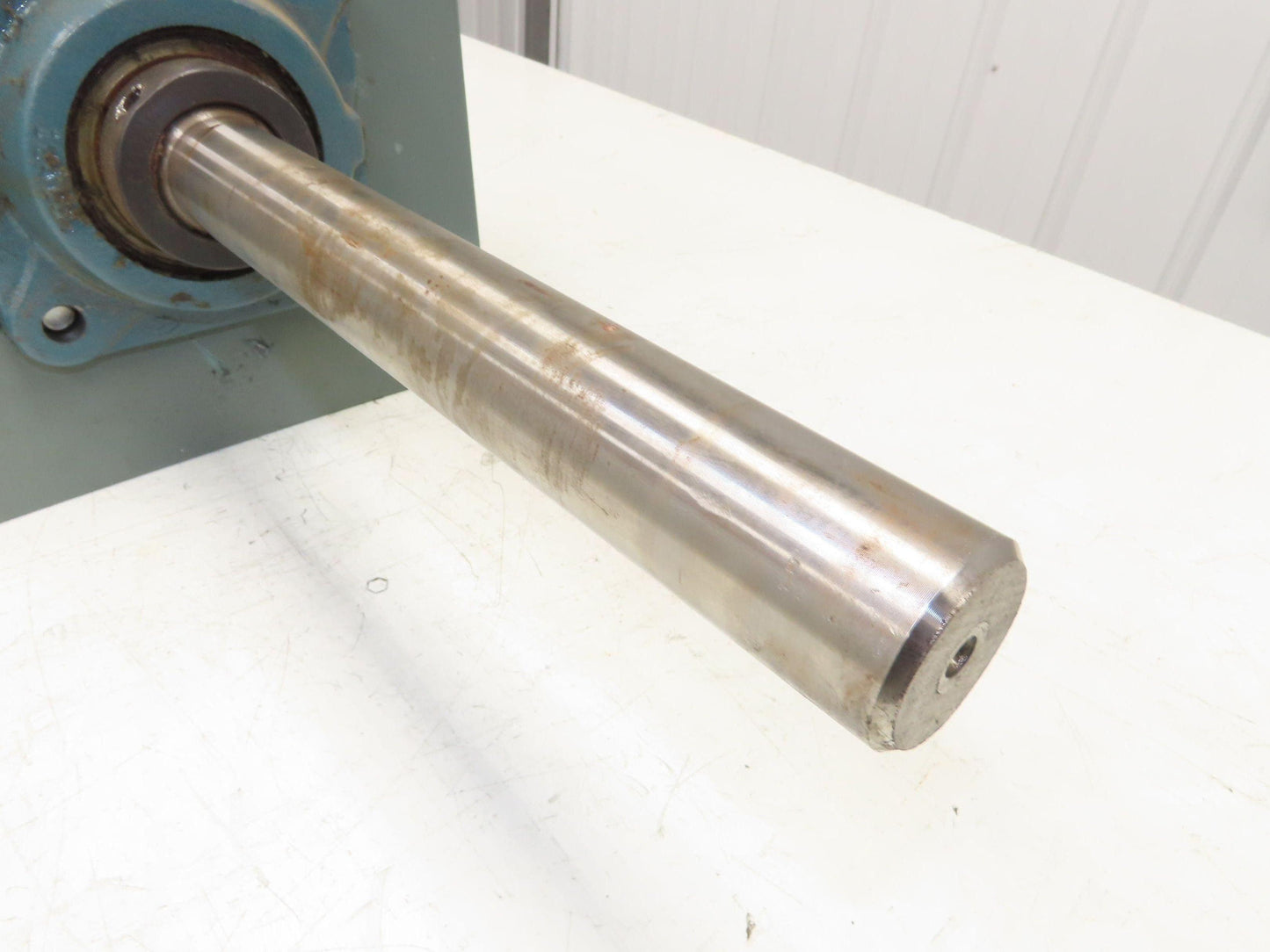 Hytrol 8"x 14.5" Center Drive Pulley 24" Conveyor 21BF Motor Mount Ext Shaft 10"