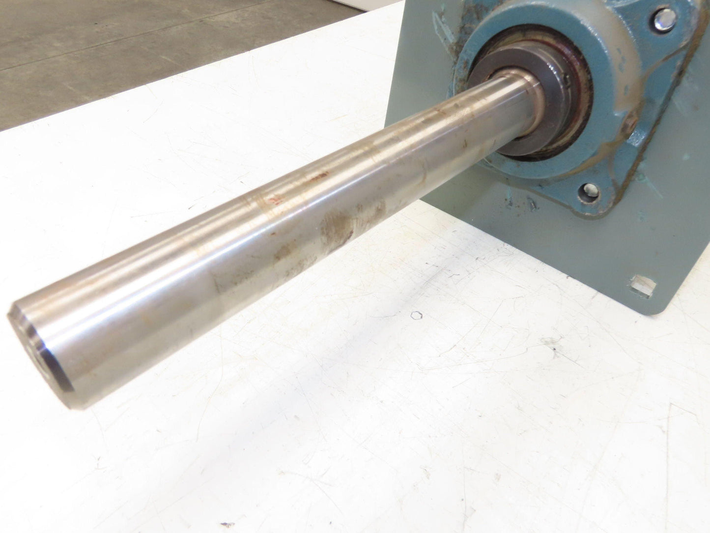 Hytrol 8"x 14.5" Center Drive Pulley 24" Conveyor 21BF Motor Mount Ext Shaft 10"