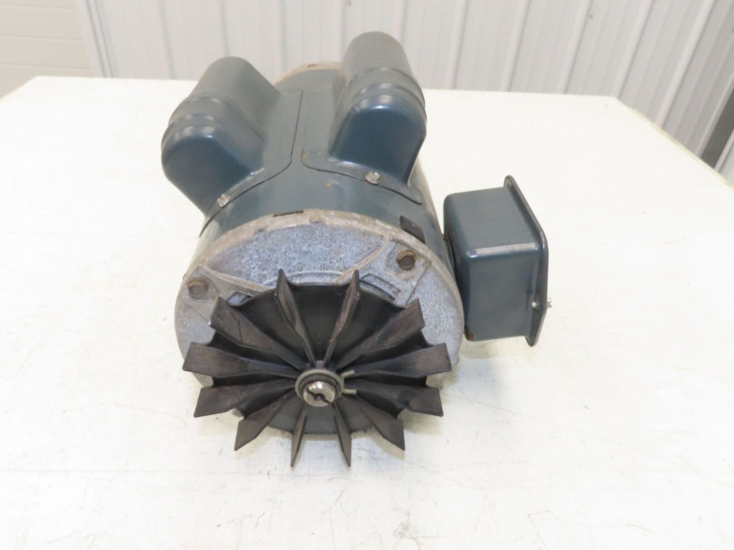 General Electric 5KCR49TN2164T AC Motor 2Hp 3450rpm 115/230v 1Ph 56J Frame TEFC