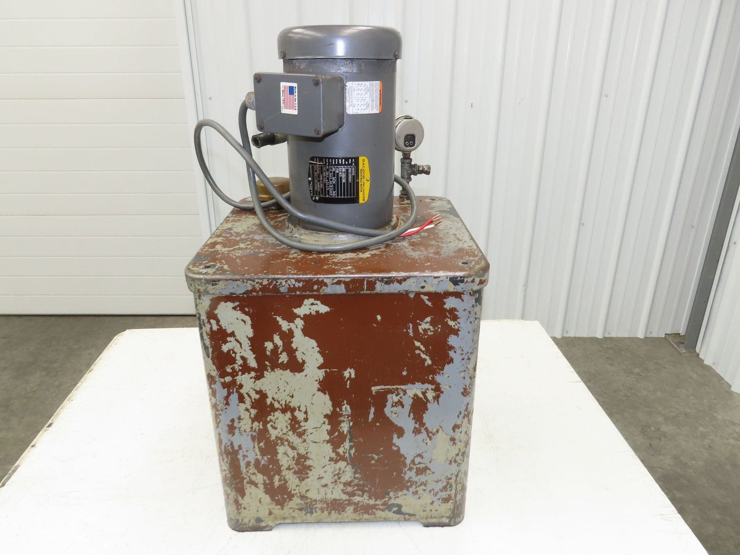 Vickers V105C30 Hydraulic Power Unit 10 Gal 7.5gpm 1000psi 2Hp 230/460v 3Ph