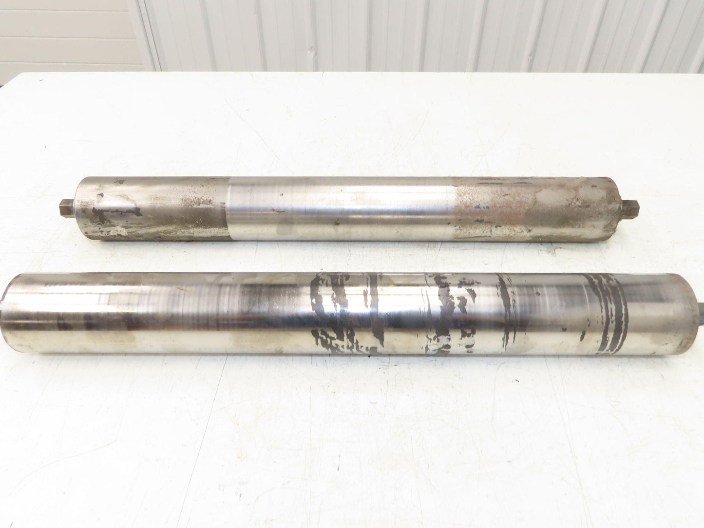 Hytrol 2.5" Snub Idler Roller 24" Hytrol Conveyor 21"BF 11/16" Hex Lot of 2