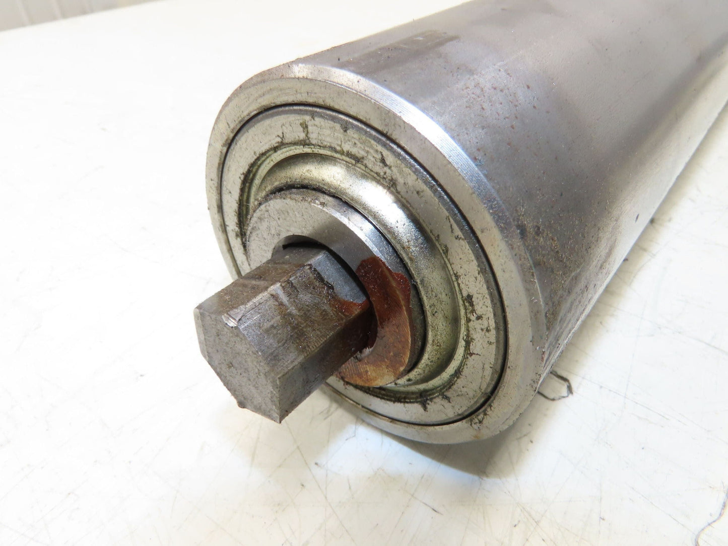 Hytrol 2-5/8" Snub Idler Roller 24" Hytrol Conveyor 21"BF 11/16" Hex Lot of 2