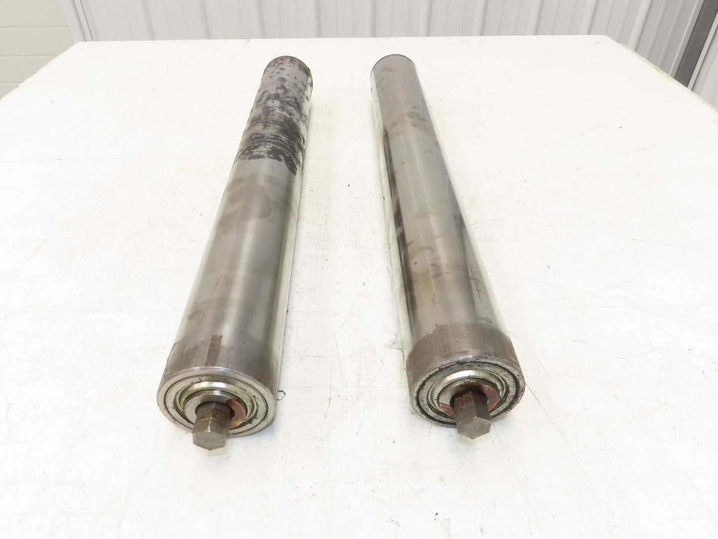 Hytrol 2-5/8" Snub Idler Roller 24" Hytrol Conveyor 21"BF 11/16" Hex Lot of 2