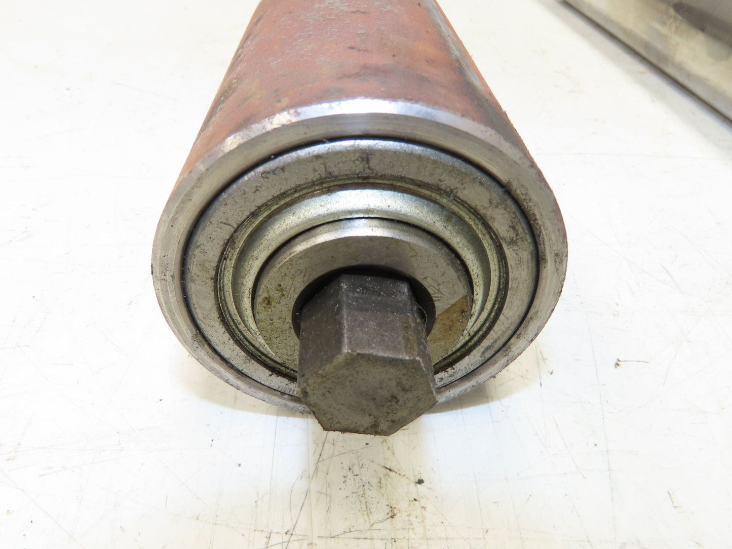 Hytrol 2-5/8" Snub Idler Roller 18" Hytrol Conveyor 15"BF 11/16" Hex Lot of 2