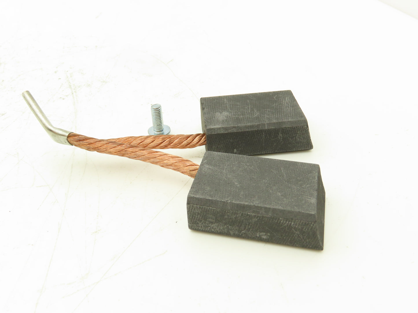 Yale 580010607 Carbon Motor Brush Set 5/8"x1-1/8"x1-5/8"