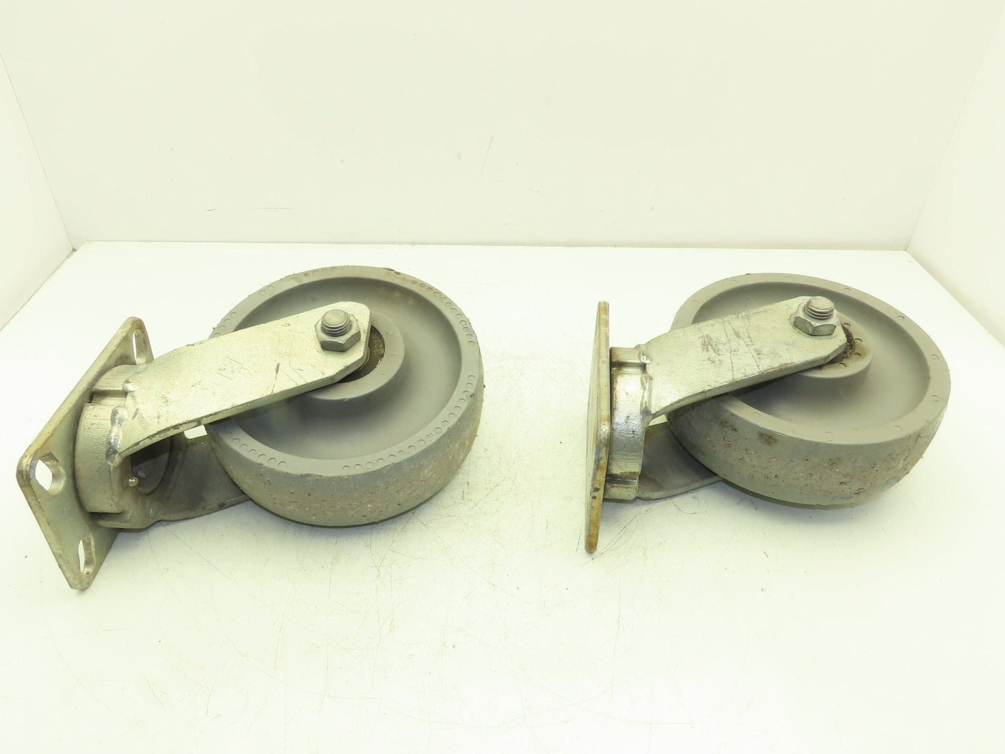 SC Polyurethane Caster Wheel 8x2.5" Kingpinless Gray Lot of 2