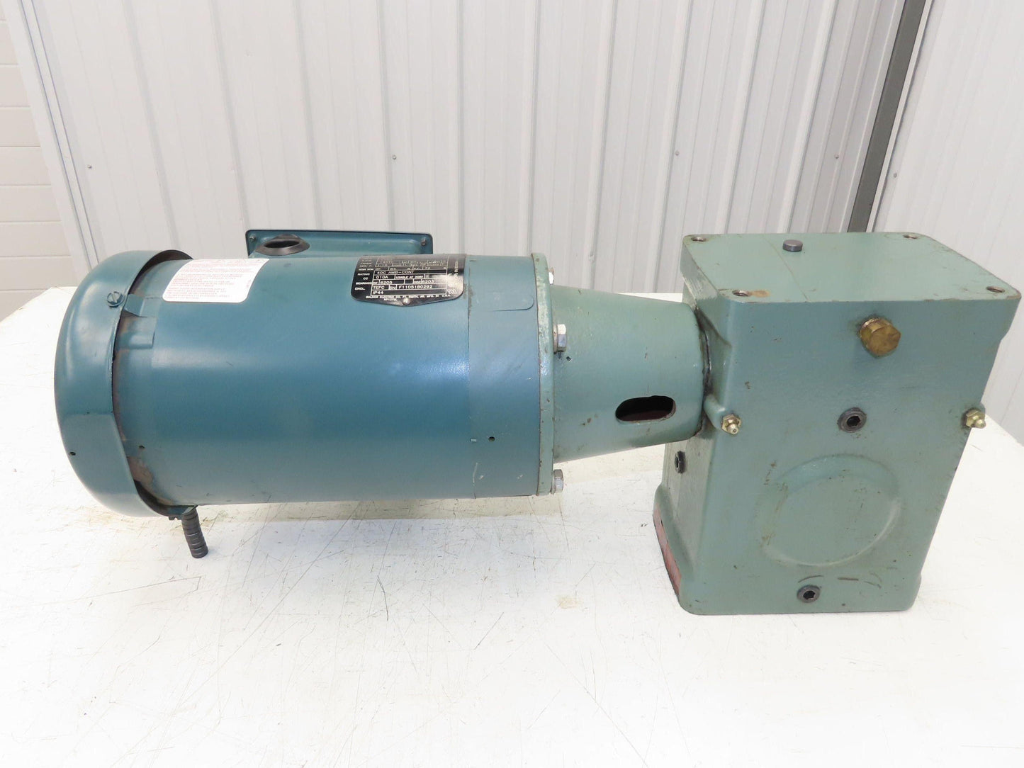 Hytrol 5AC-20-1-RH Conveyor Drive Gearmotor 20:1 Reducer 2Hp 460V 3PH 145TC