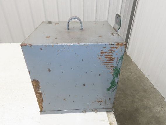 Square D 7S1F Stepdown Power Transformer 7.5kVA 1Ph HV 240/480V LV 120/240V 3R