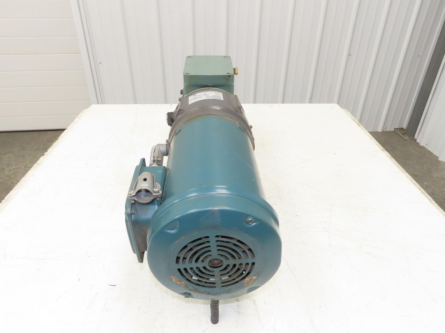 Hytrol 5AC-30-1-RH Conveyor Drive 30:1 Gearbox 2Hp 460V 3PH 145TC Brake Motor