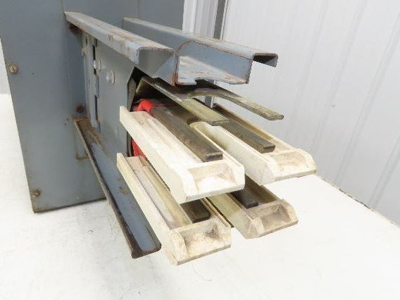 Westinghouse 56-E-6738 Pow-R-Way Busway 600A 277/480V 3P 4W Lug End Tap Box