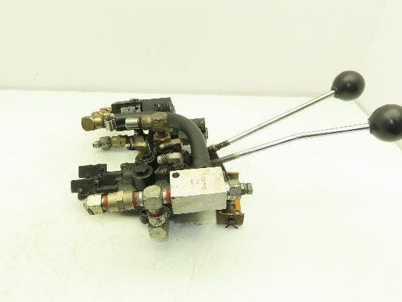 Big Joe PDH-40-106 Forklift Walkie Stacker Hydraulic Control Valve Assembly