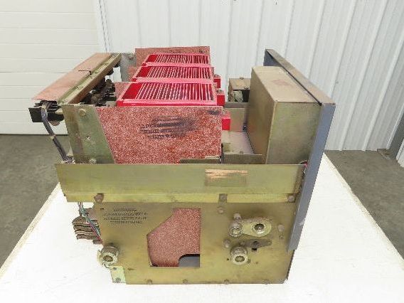 Square D DS 416 Air AC Circuit Breaker 600VAC 1600A 3 Pole Amptector I-A