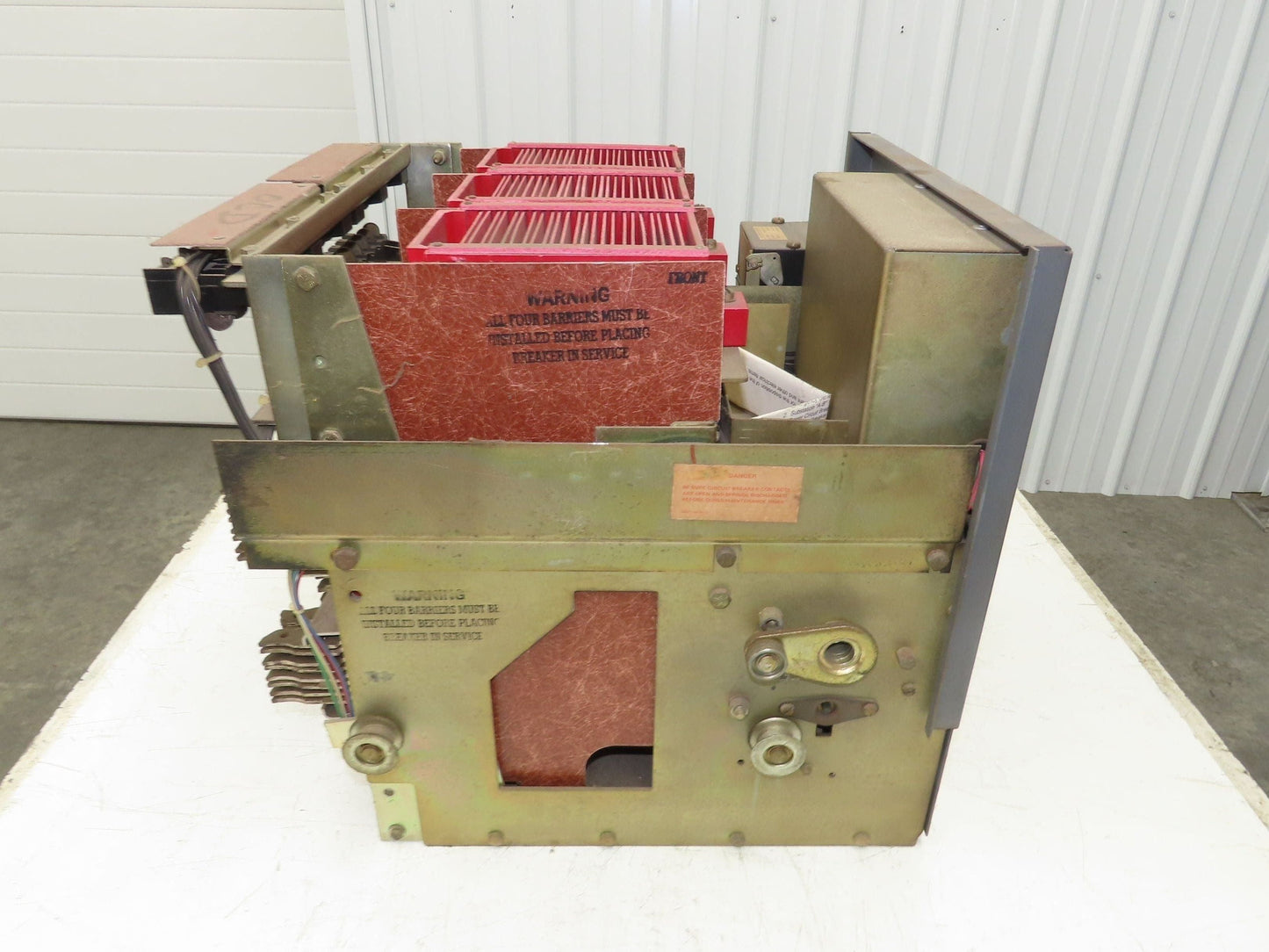 Square D DS 416 Air AC Circuit Breaker 600VAC 1600A 3 Pole Amptector I-A