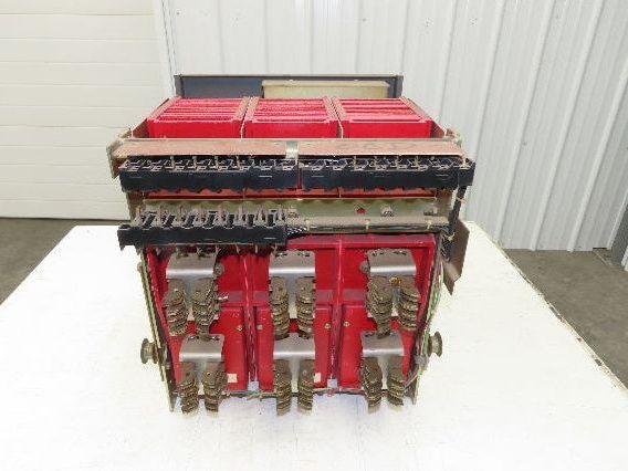 Square D DS 416 Air AC Circuit Breaker 600VAC 1600A 3 Pole Amptector I-A