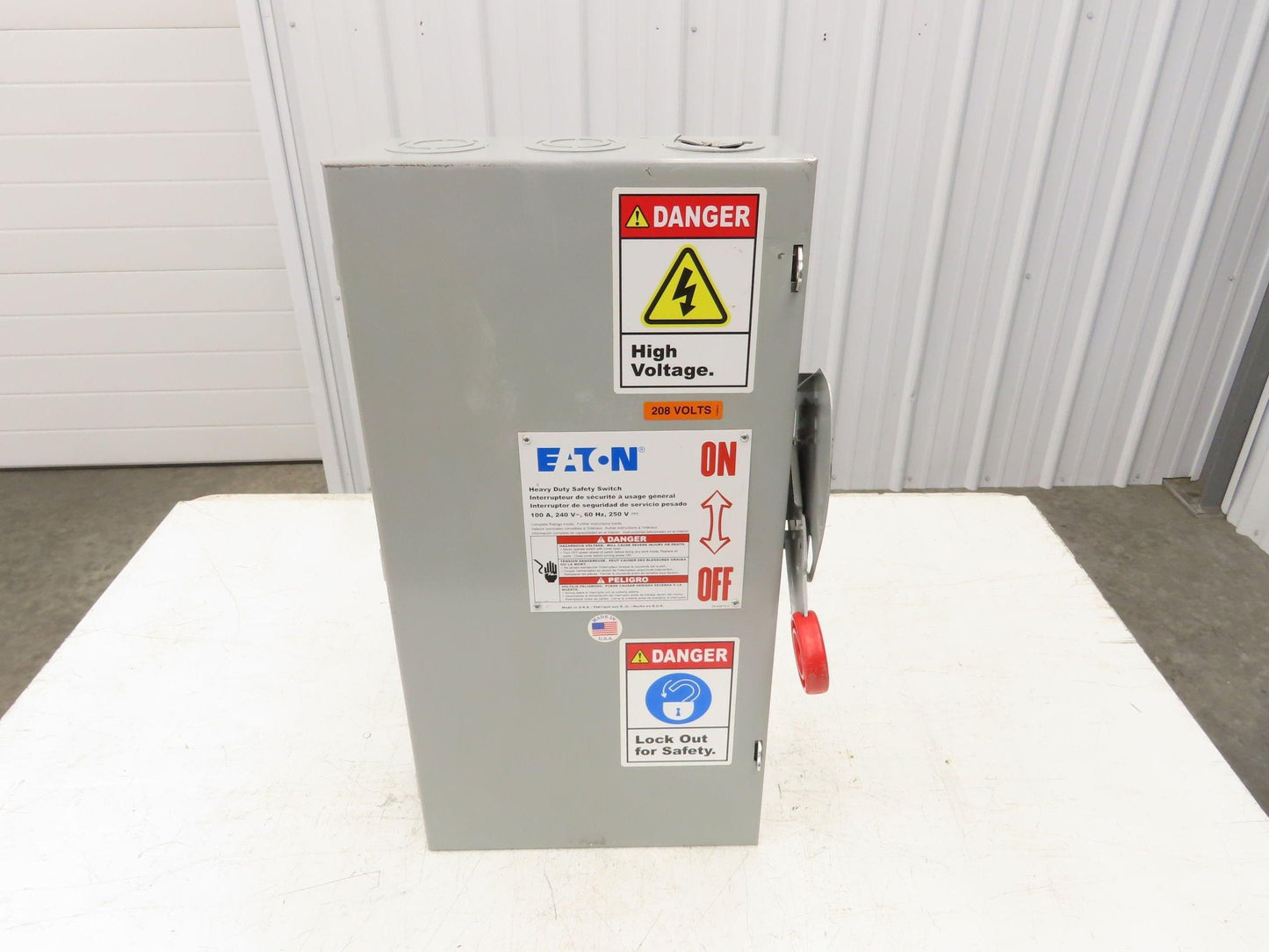 Eaton DH323FGK 100A Fusible Safety Switch 3-Pole 240V Nema 1