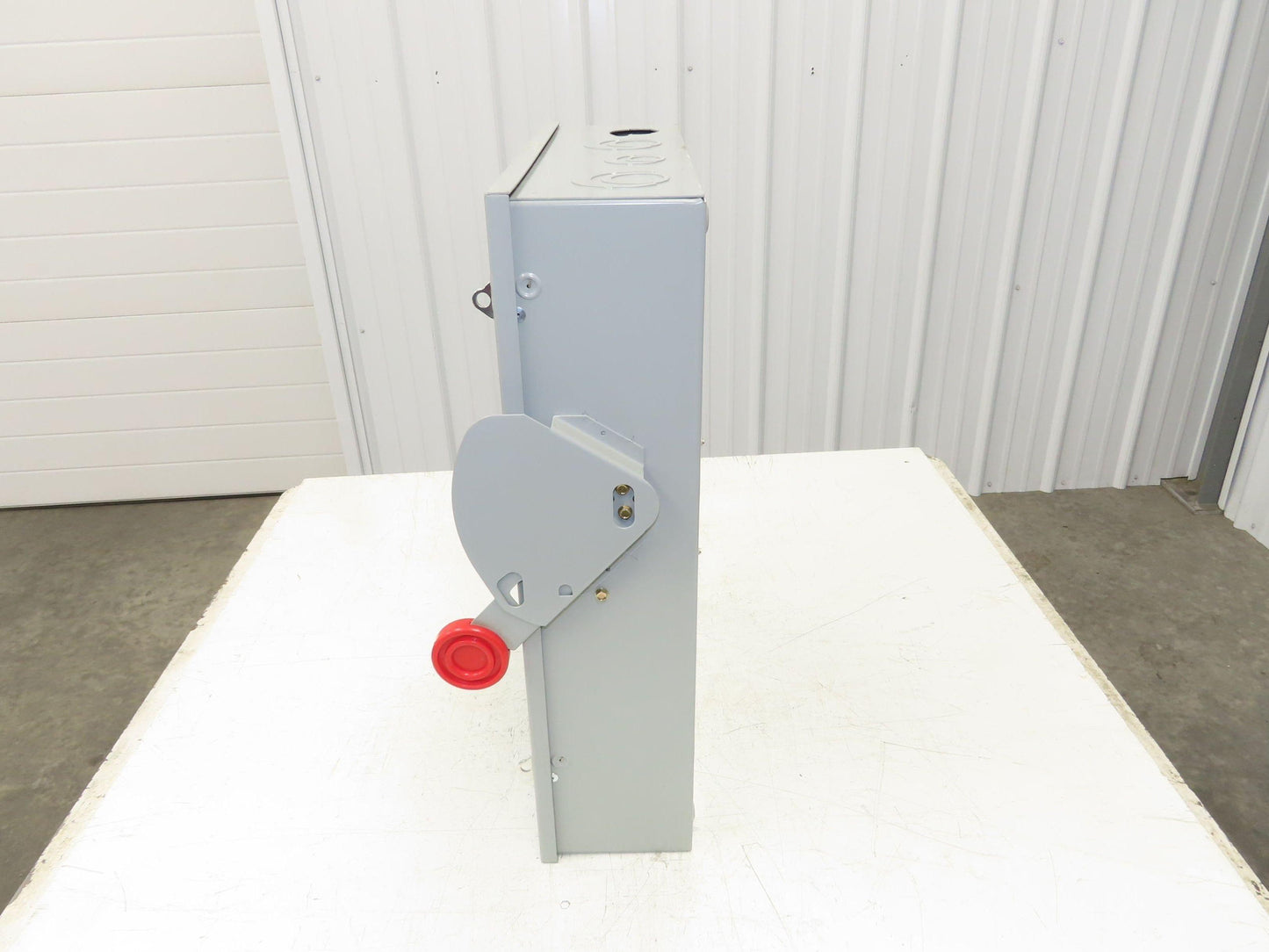 Eaton DH323FGKJSEL Fusible Disconnect Safety Switch 100A 240V 3Ph