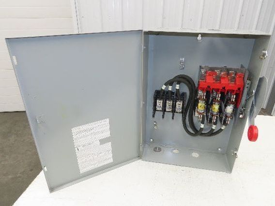 Eaton DH323FGKJSEL Fusible Disconnect Safety Switch 100A 240V 3Ph