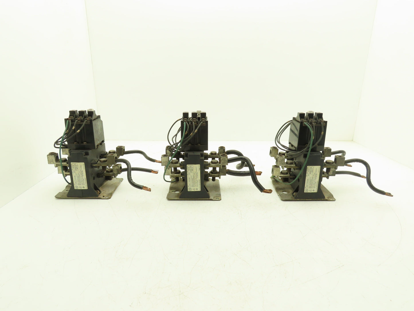 Allen Bradley 592-TPD200 Overload Relay Heater 3-Pole 184A Series A Lot of 3