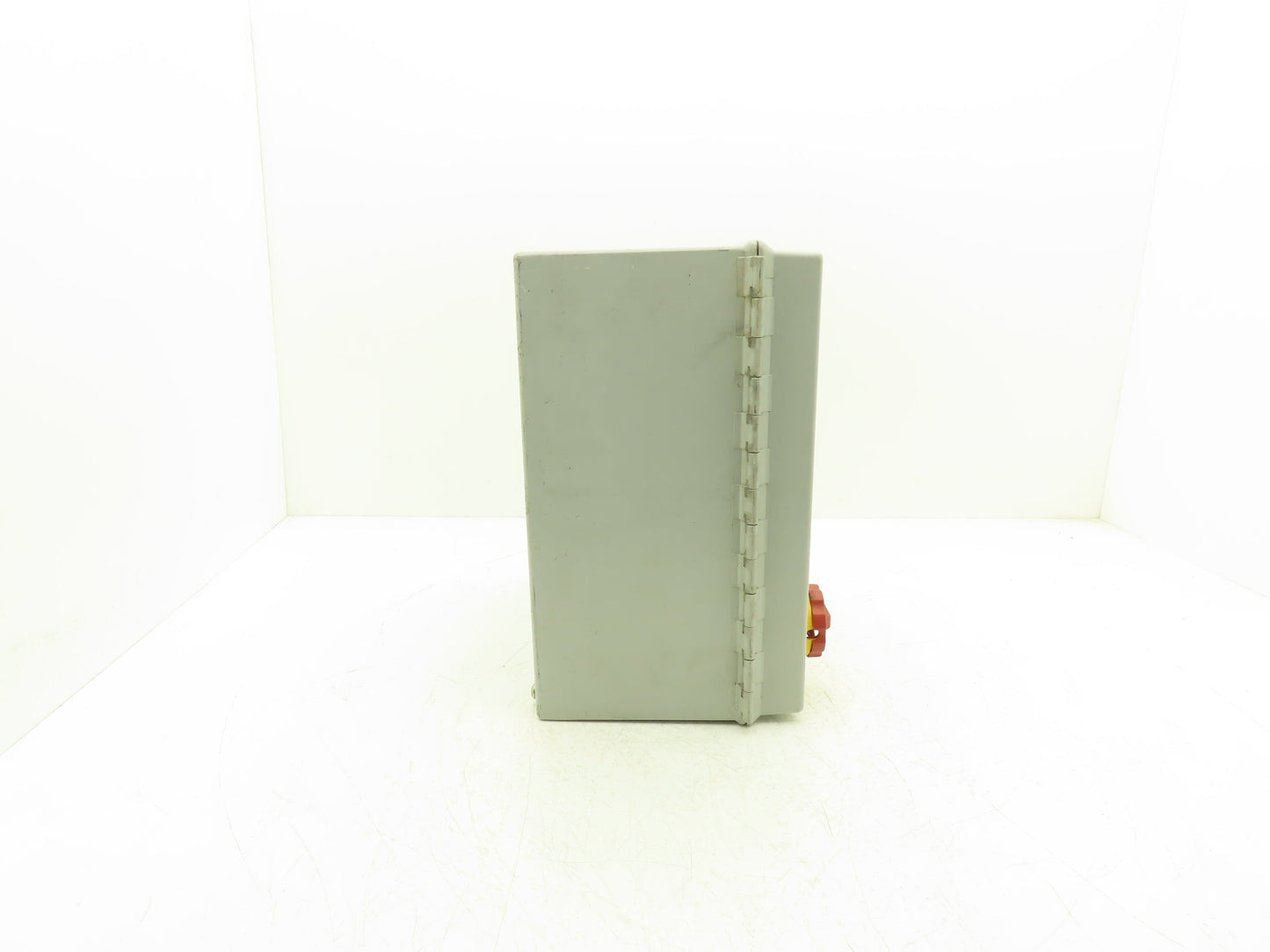 Hoffman A14128CHQRFGW Electrical Enclosure Junction Box 14x12x6" Disconnect