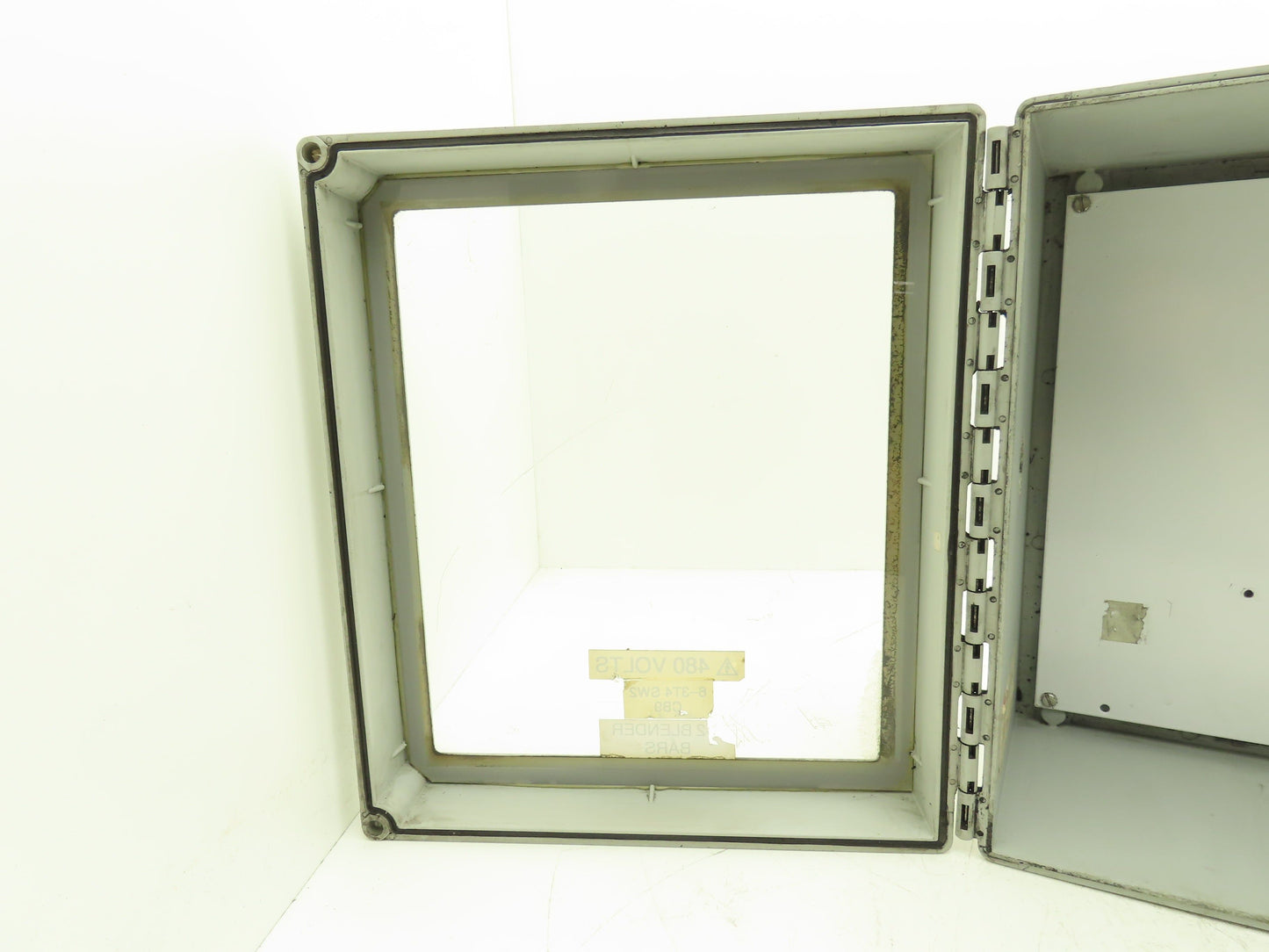 Hoffman A14128CHQRFGW Electrical Enclosure Junction Box 14x12x6" Disconnect