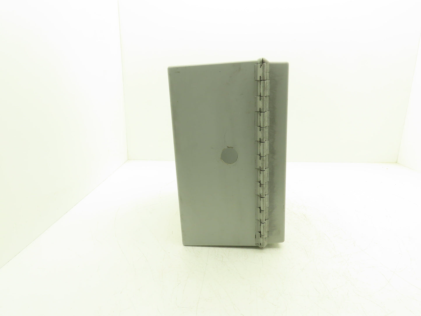 Hoffman A14128CHQRFGW Electrical Enclosure Junction Box 14x12x6" Disconnect