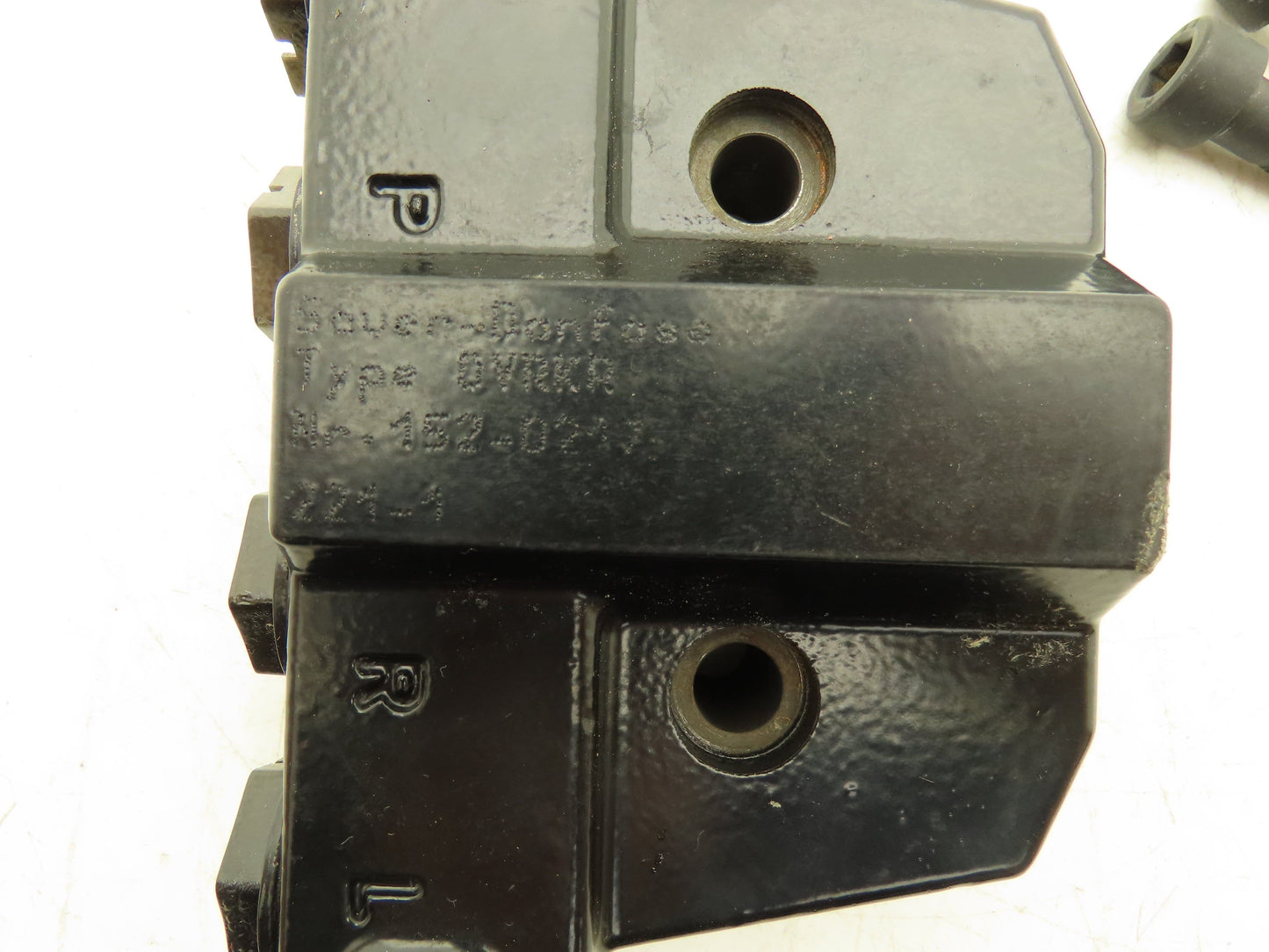 Yale 580047094 Forklift Sauer-Danfoss Steering Valve Block Assembly