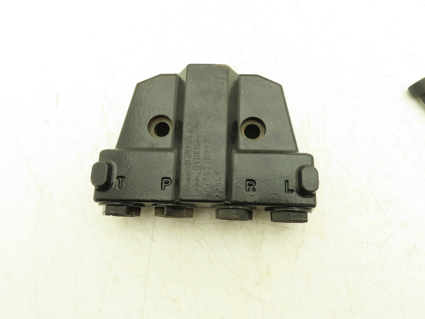 Yale 580047094 Forklift Sauer-Danfoss Steering Valve Block Assembly