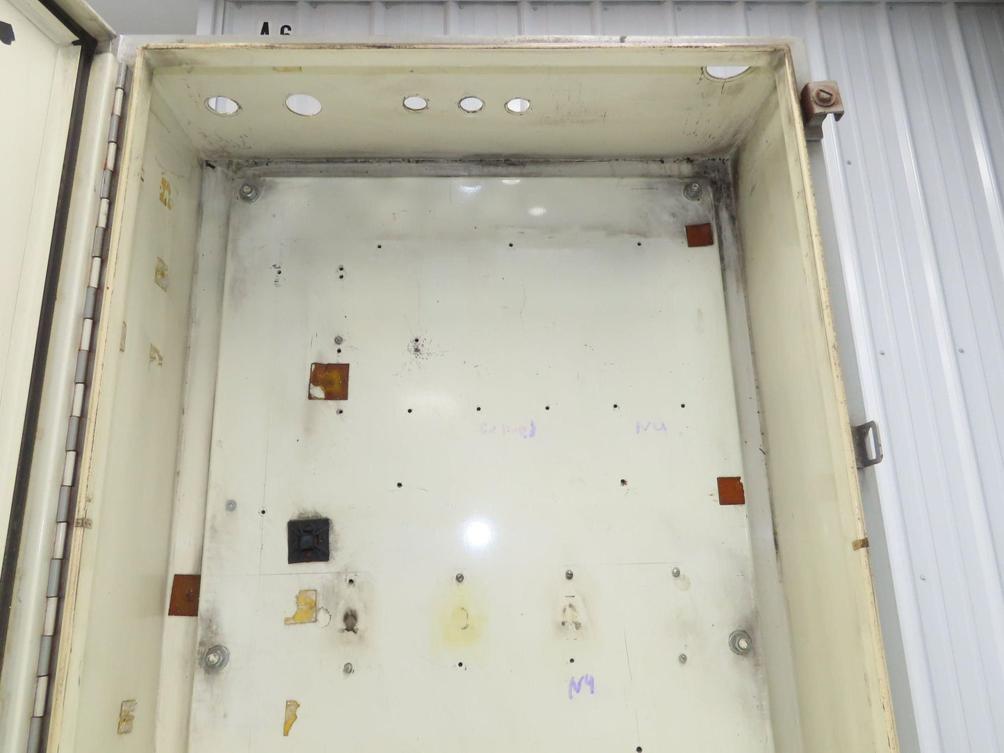 Hoffman Electrical Enclosure Junction Box 42x24x8" Backplate Sealed Door