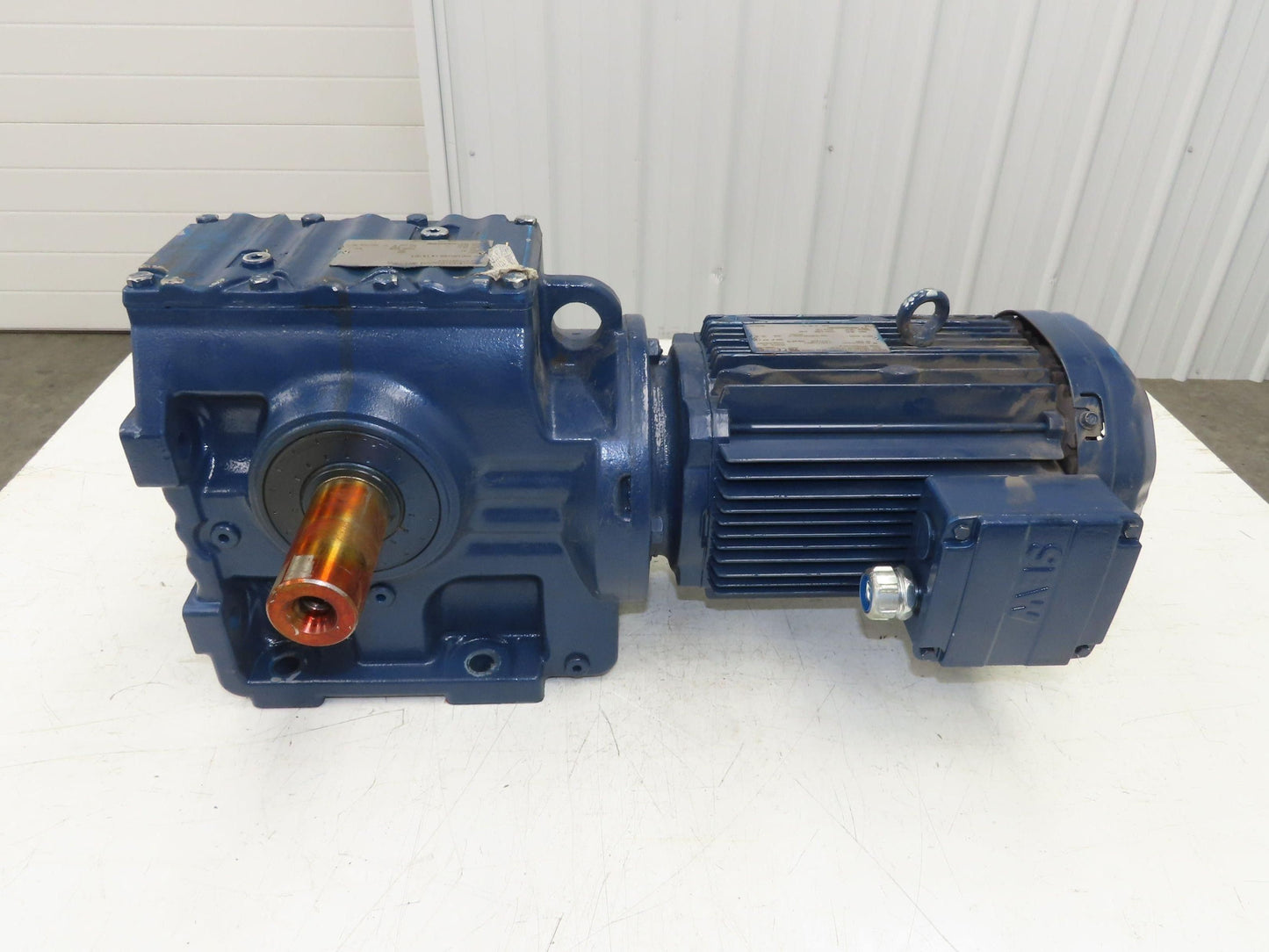 Sew Eurodrive S77 DRE100L4 Gearmotor 28.41 Reducer 61rpm 3Hp 230/460V LH Output