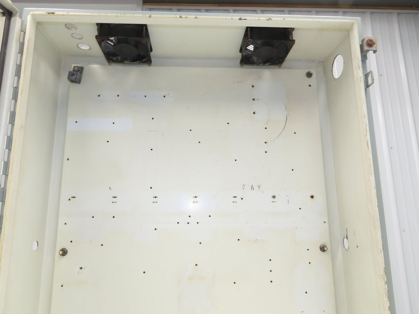 Hoffman A-423008LP Electrical Enclosure Control Panel Backplate 42x30x8" Fans