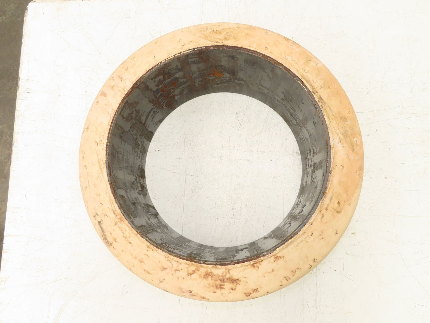 ITL GPX 22x9x16 Press-On Forklift Tire Solid Smooth Non-Marking White