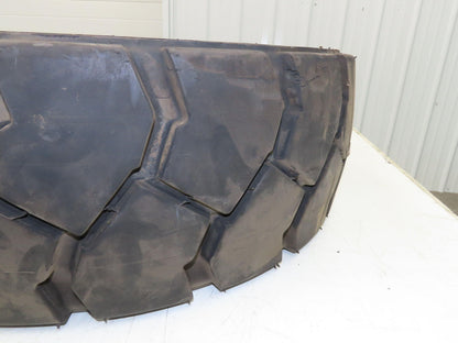 Deestone 28x8.15-15 Pneumatic Air Forklift Traction Tire 6-Lug Rim Guard Black