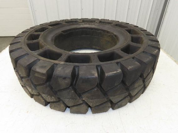 Rhino 7.00-12/5.00 Forklift Tire Resilient Solid Traction Black 25x7x12