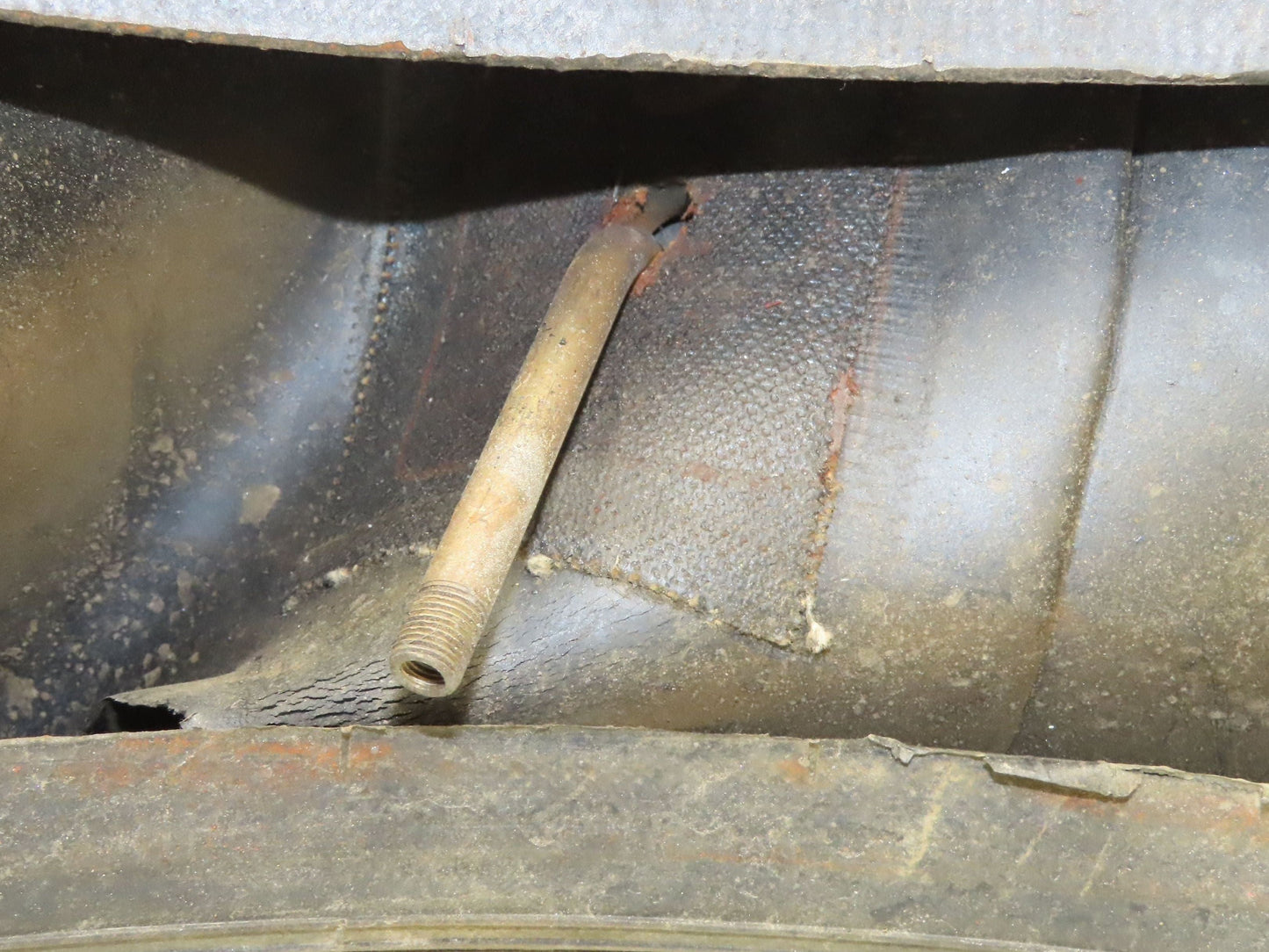 Titan 32x7.50-15 NHS Pneumatic Air Forklift Traction Tire Black w/Tube & Flap