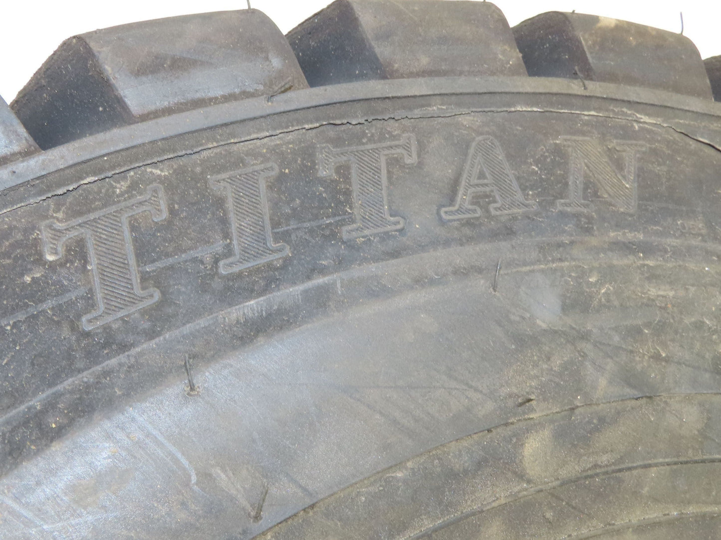 Titan 32x7.50-15 NHS Pneumatic Air Forklift Traction Tire Black w/Tube & Flap