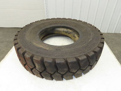 Titan 32x7.50-15 NHS Pneumatic Air Forklift Traction Tire Black w/Tube & Flap