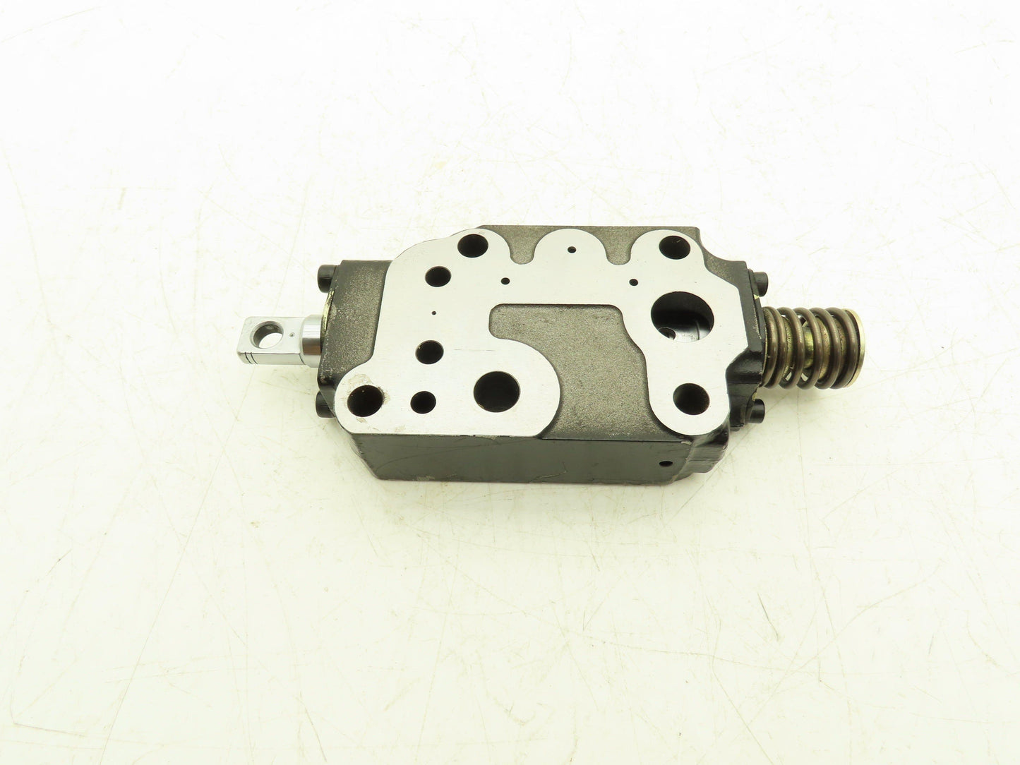 Doosan/Daewoo D503259 Valve GP Sandwich Section 2 Position Manual Spring Return