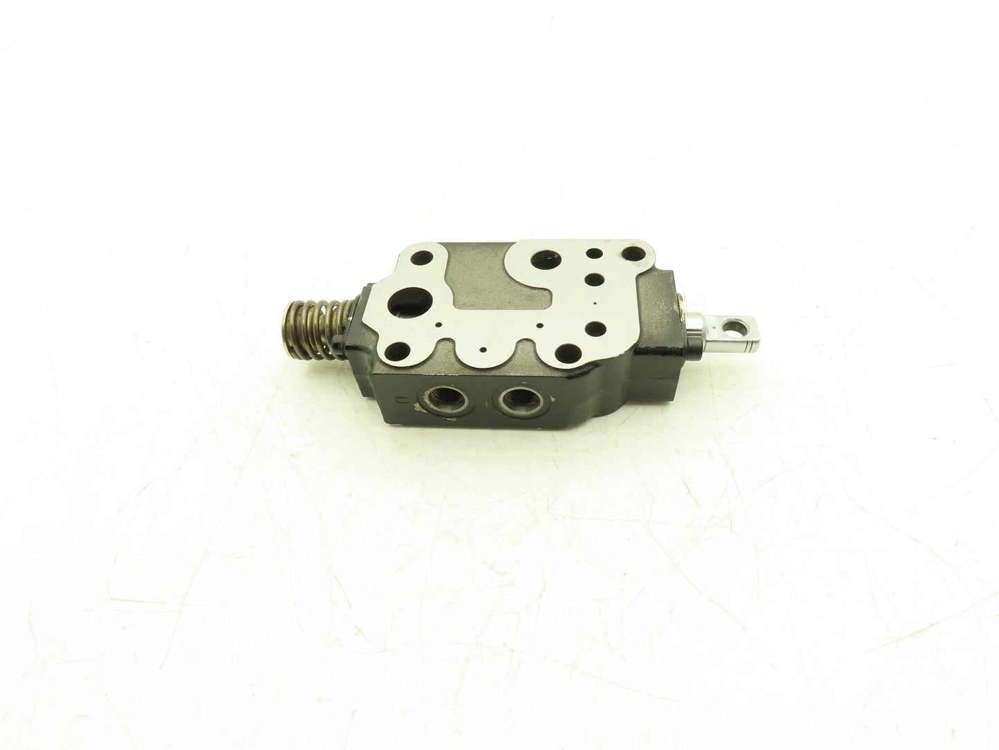 Doosan/Daewoo D503259 Valve GP Sandwich Section 2 Position Manual Spring Return