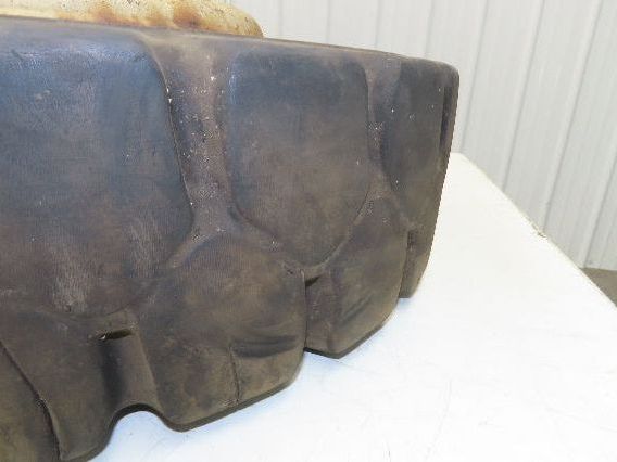 Bergougnan 28x7.00-15 Dual Forklift Tire Solid Traction Black 6-Lug Rim