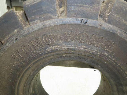 Tong Yong 20x6.00-9/4.00 Forklift Tire Resilient Solid Traction Black 20x6x9"