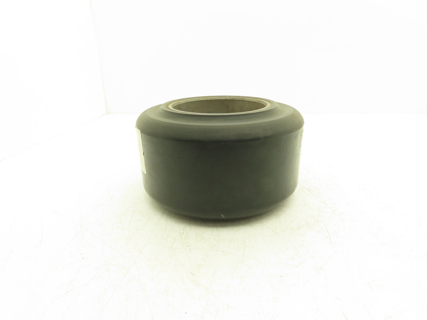 Dyalon B Hyster 9x5x5 Press-On Forklift Tire Polyurethane Solid Smooth Black