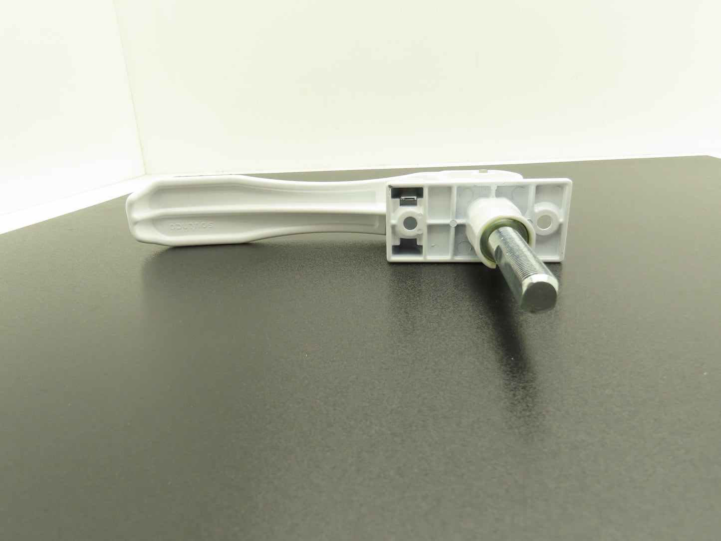 Southco 62-99-1067-02-LS04 Lift & Turn Locking RV Marine Latch 8" Handle White