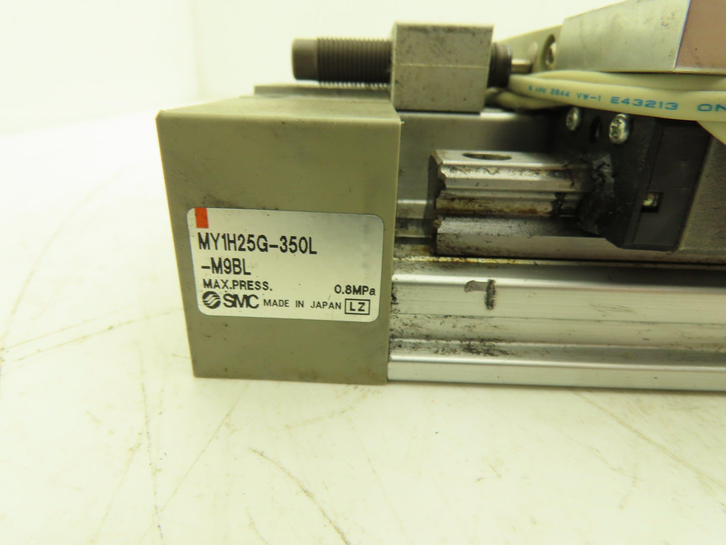 SMC MY1H25G-350 Pneumatic Rodless Air Cylinder Guide 25mm Bore 350mm Stroke